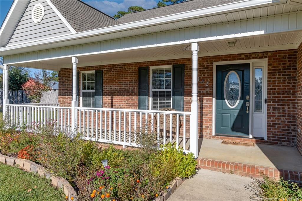 182 Livingston Drive Property Photo 4