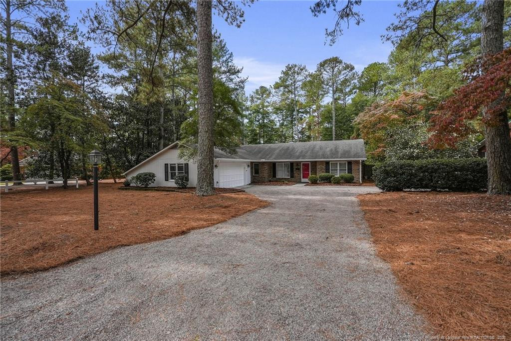 345 Lake Forest Drive Property Photo 3