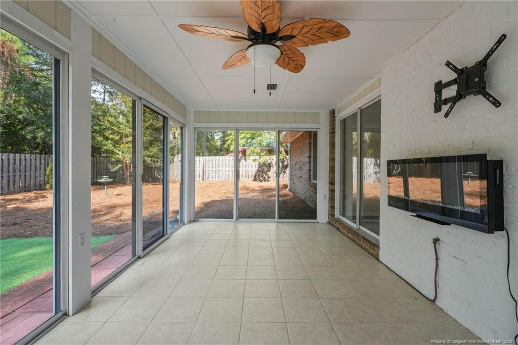 345 Lake Forest Drive Property Photo 19