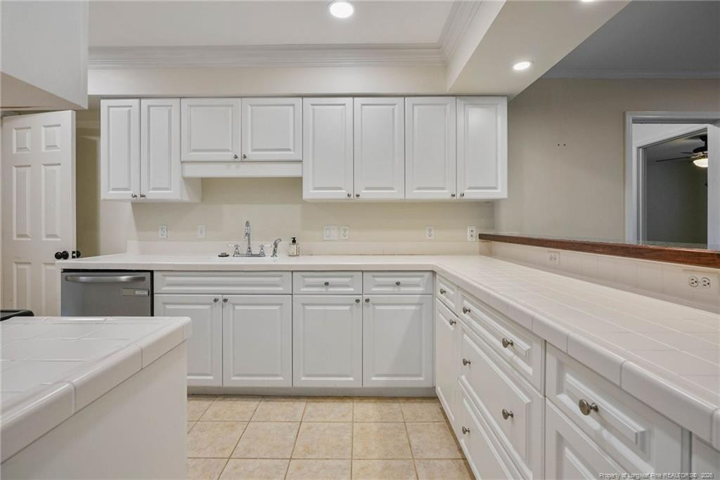 345 Lake Forest Drive Property Photo 22