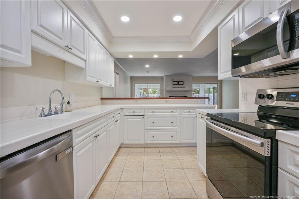 345 Lake Forest Drive Property Photo 24