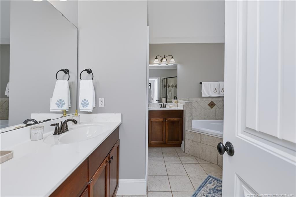 725 Creekside Drive Property Photo 23