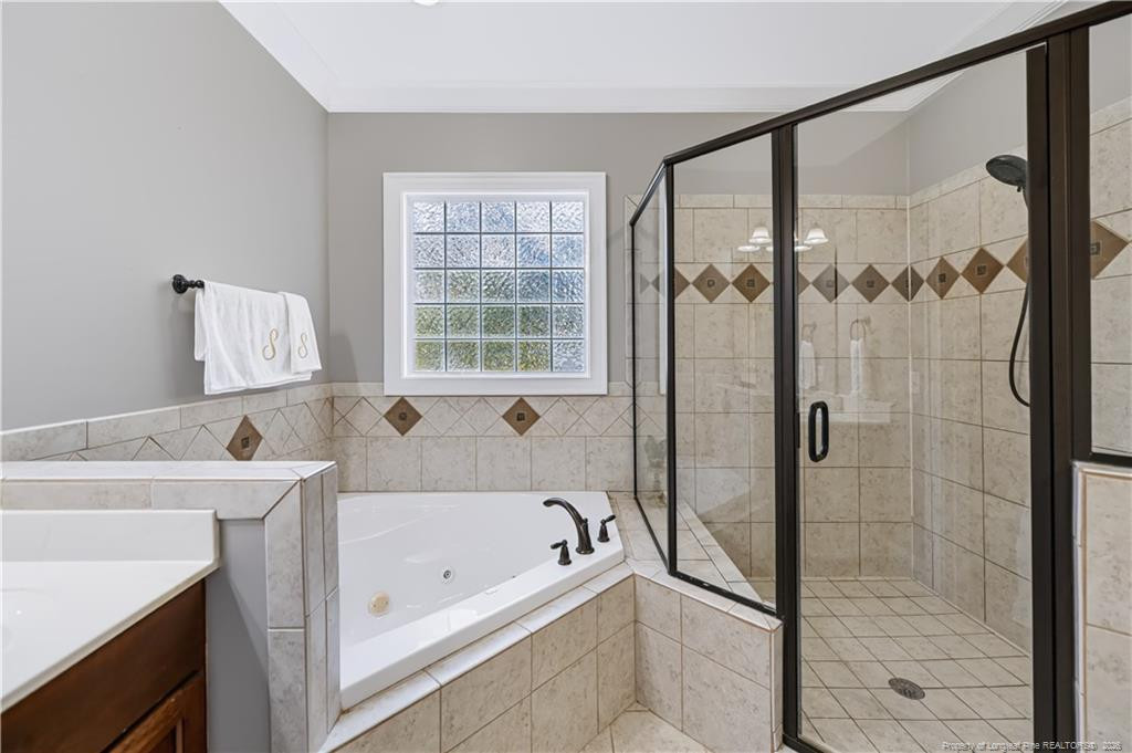 725 Creekside Drive Property Photo 26