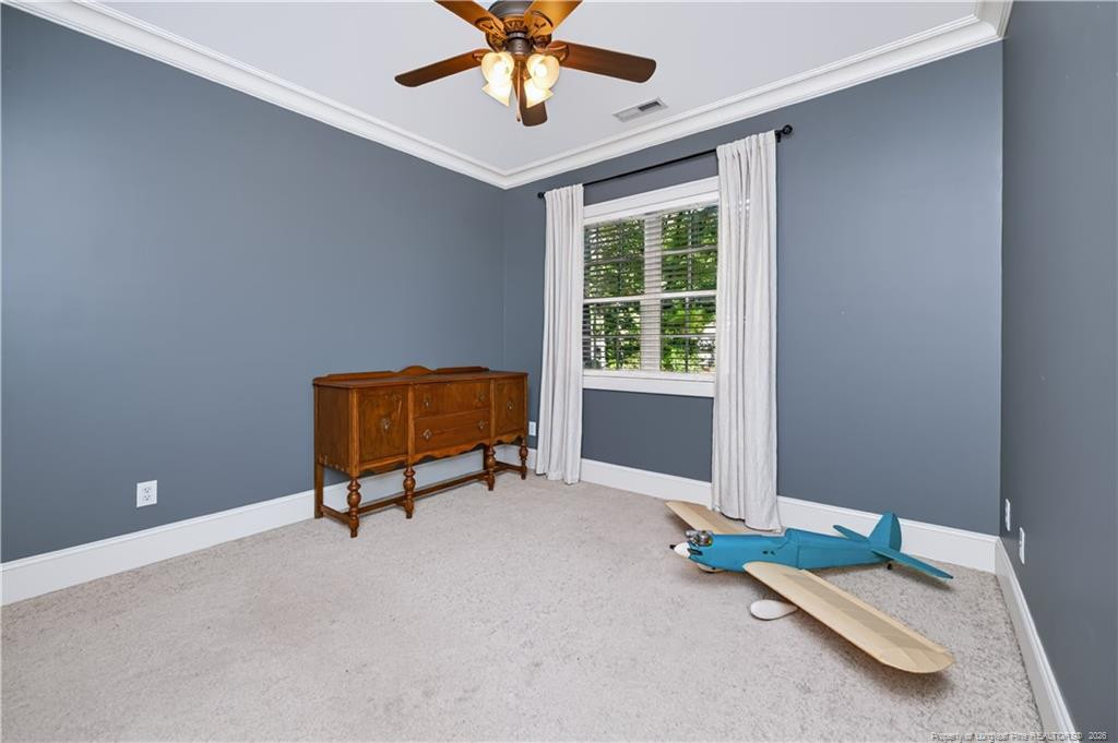 725 Creekside Drive Property Photo 33