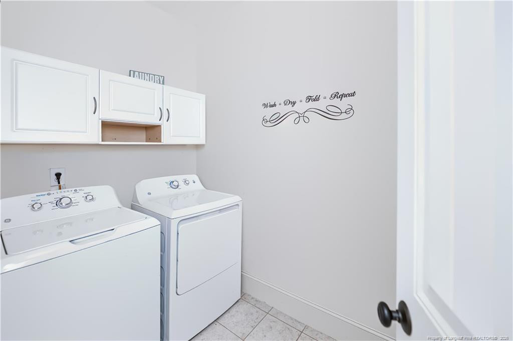 725 Creekside Drive Property Photo 36