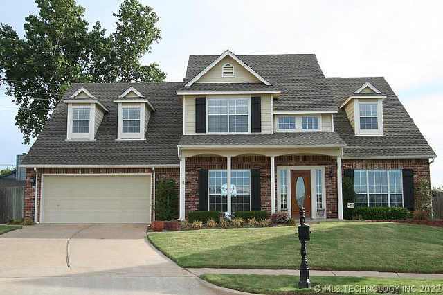 4301 S Redbud Avenue Property Photo 1