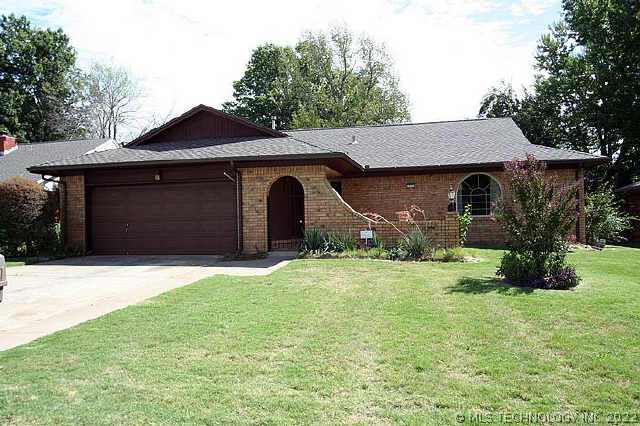 7531 S 68th East Place Property Photo 1