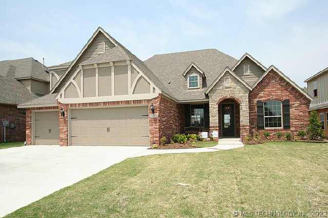 16315 E 48th Place Property Photo 1