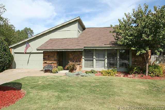 2316 W Memphis Place Property Photo 1
