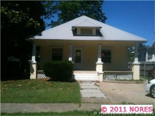 105 Nw E. Street Property Photo 1