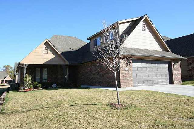 1810 Canton Place Property Photo 1