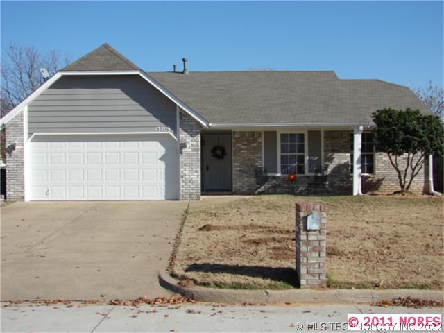 13209 S 86th East Avenue Property Photo 1