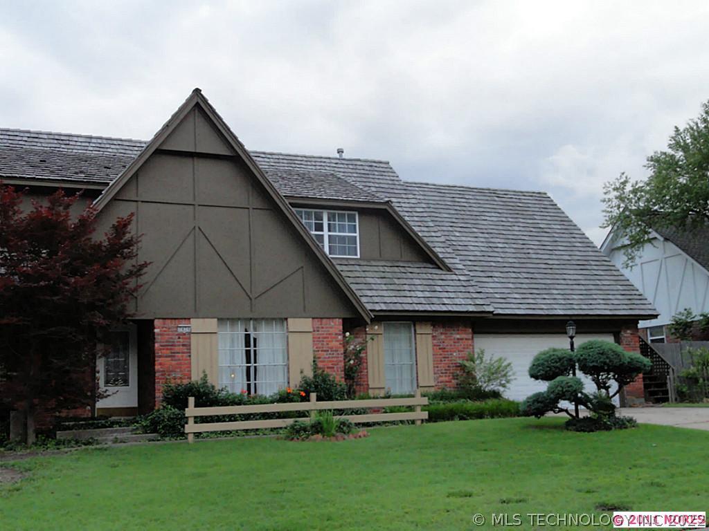 7434 E 70th Street Property Photo 1