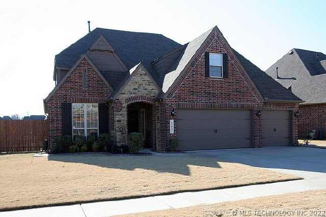 17022 E 47th Street Property Photo 1