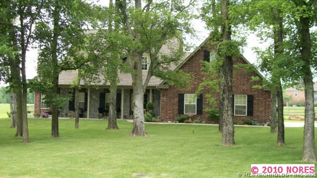 181 Elm Drive Property Photo 1