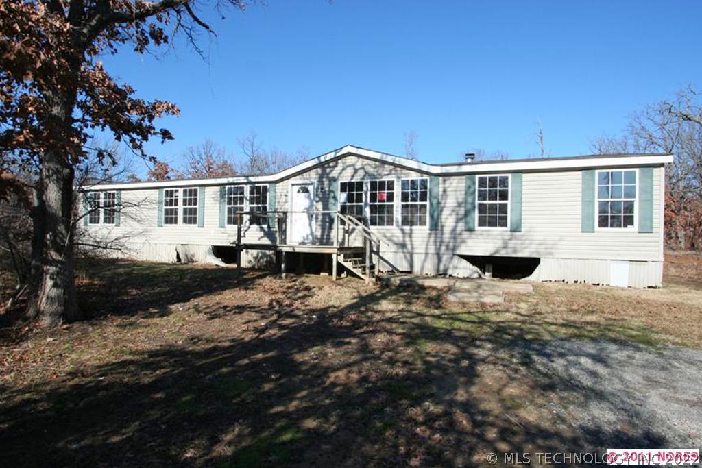 21142 W 68th Street Property Photo 1