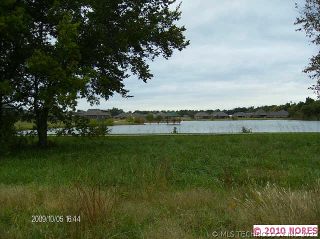 26709 Duck Pond Drive Property Photo 1