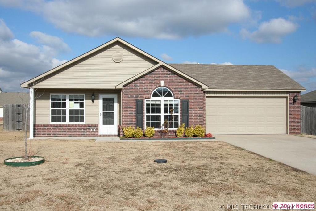26111 E 90th Place Property Photo 1