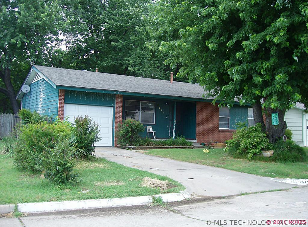 1411 E Denton Avenue Property Photo 1