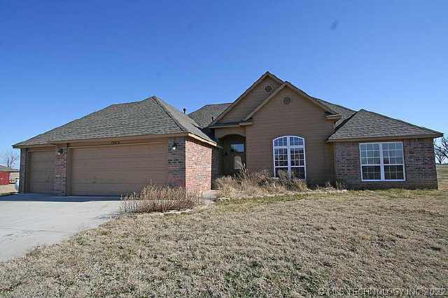 13051 S Bareback Drive Property Photo 1
