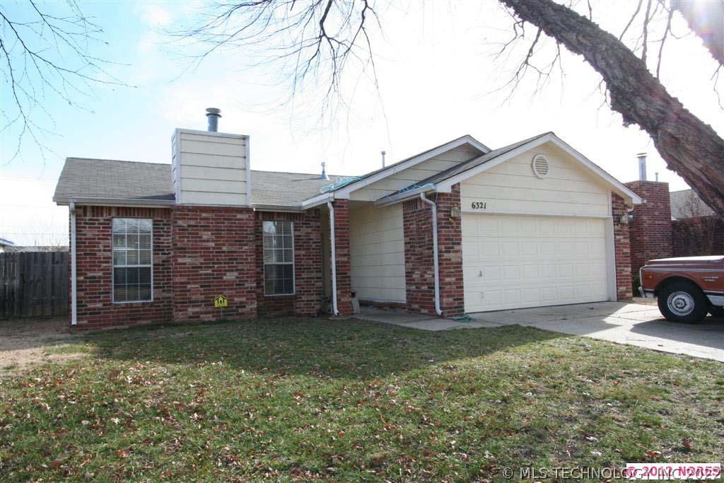 6321 S Madison Place Property Photo 1