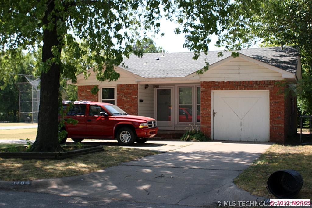 9186 E Marshall Street Property Photo 1