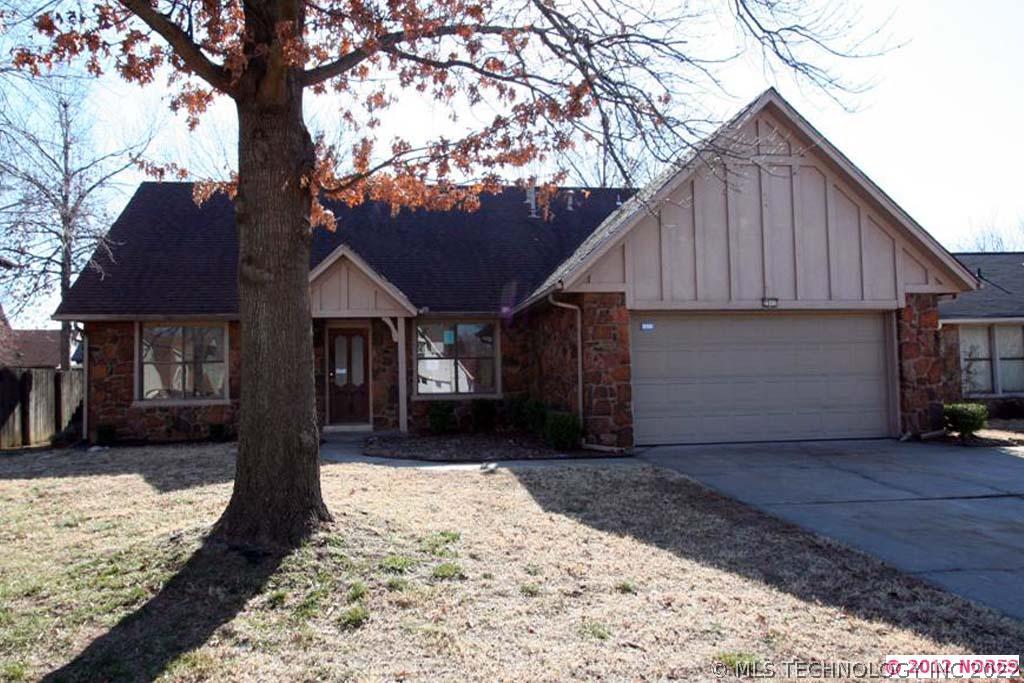 2511 W Quincy Circle Property Photo 1