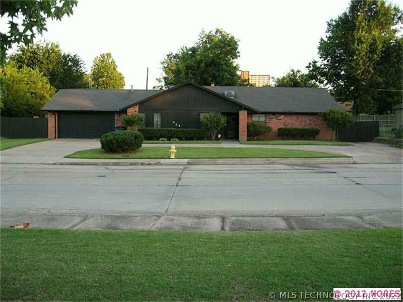 424 E Marshall Street Property Photo 1