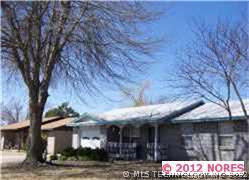375 E Glenpool Boulevard Property Photo 1