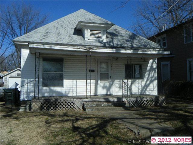 1019 E Hobson Avenue Property Photo 1