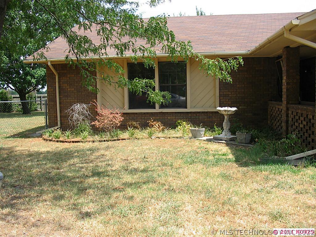 402 S Gray Place Property Photo 1