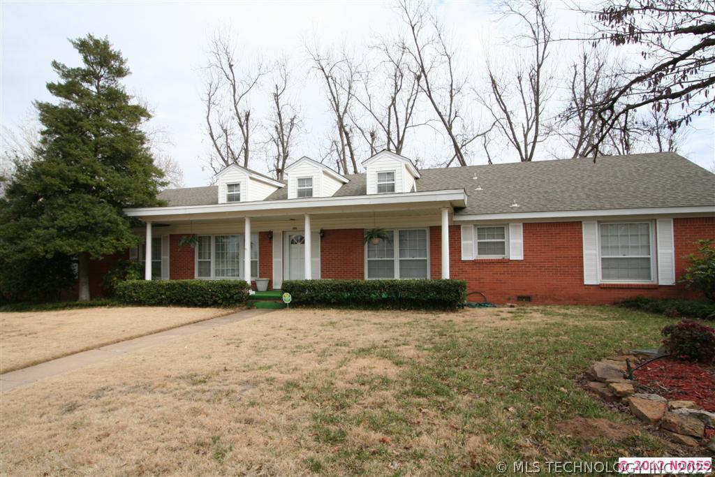 5305 S Lewis Place Property Photo 1