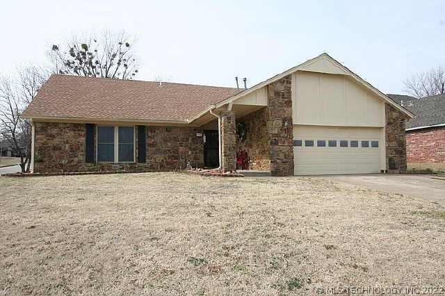 818 Shadow Lane Property Photo 1