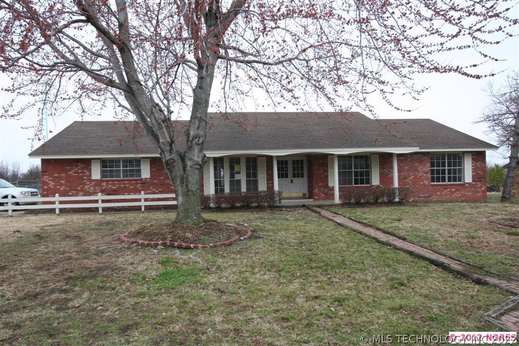 8412 S Kalanchoe Avenue Property Photo 1