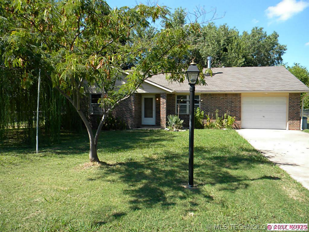 20963 E 34th Street Property Photo 1