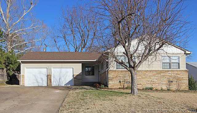 1303 N Main Street Property Photo 1