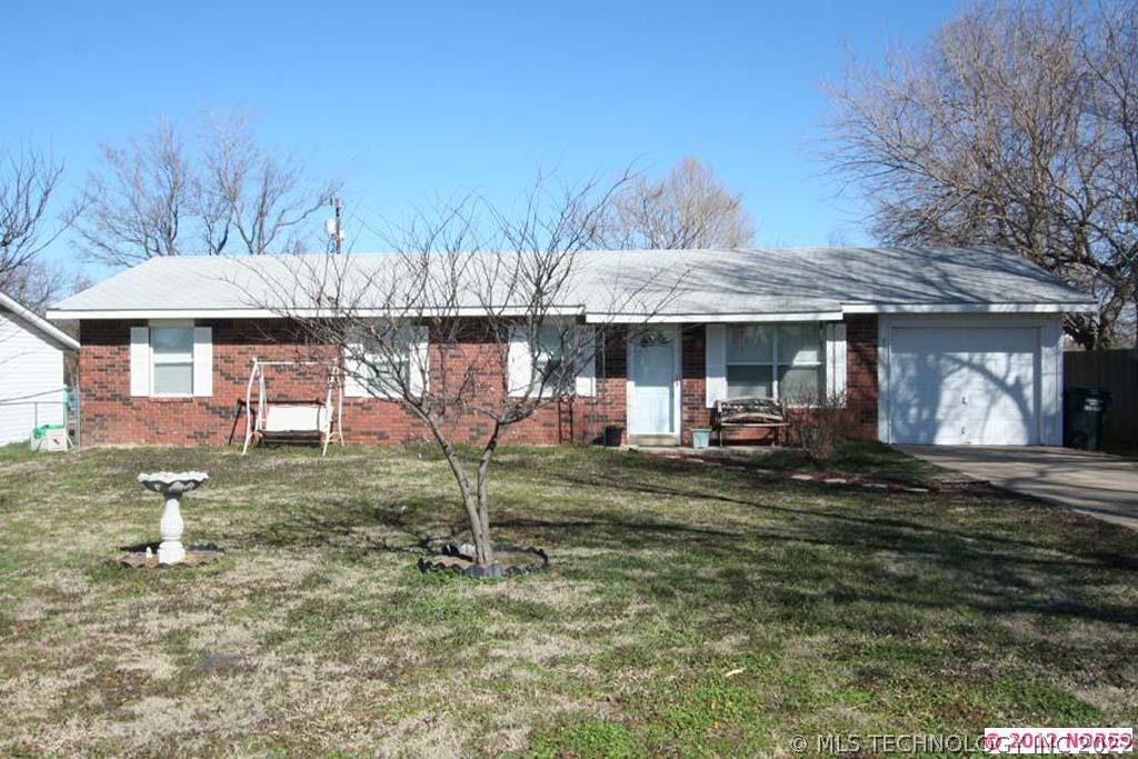 991 E 140th Street Property Photo 1