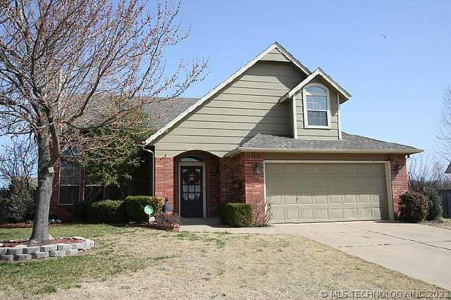 3300 W Ft Worth Street Property Photo 1