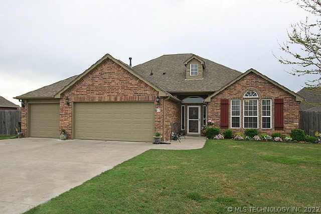 15 Pine Street Property Photo 1