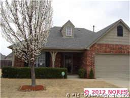 12321 S Cedar Avenue Property Photo 1