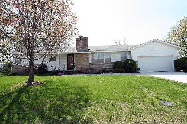 2527 E Sidney Avenue Property Photo 1