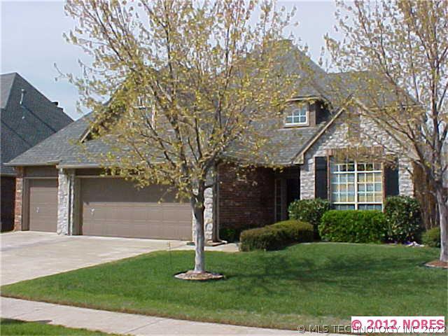 9183 E 118th Place Property Photo 1
