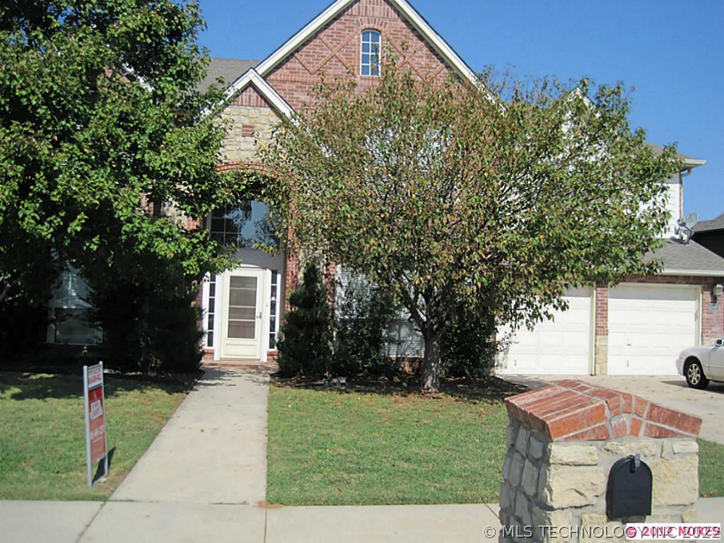 12418 S 2nd Street Property Photo 1