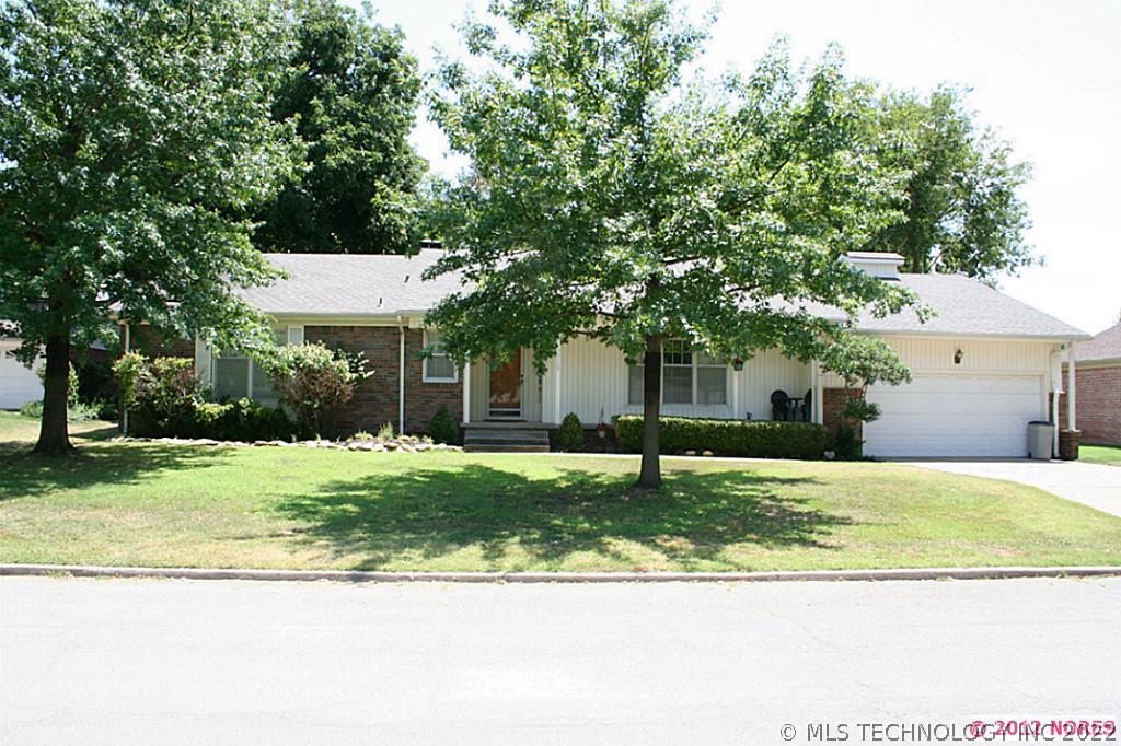 3718 E 47th Street Property Photo 1