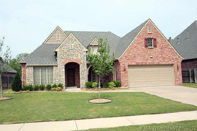 11910 S 88th East Avenue Property Photo 1