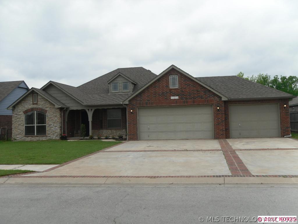 11212 S 280th East Avenue Property Photo 1