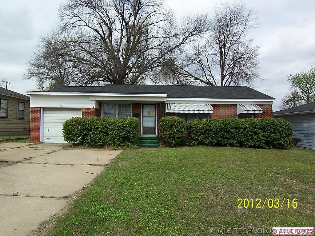4141 E 36th Street Property Photo 1