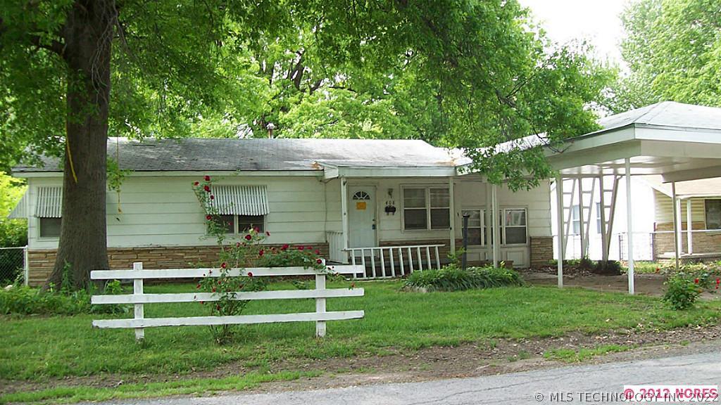 408 N Hogan Street Property Photo 1