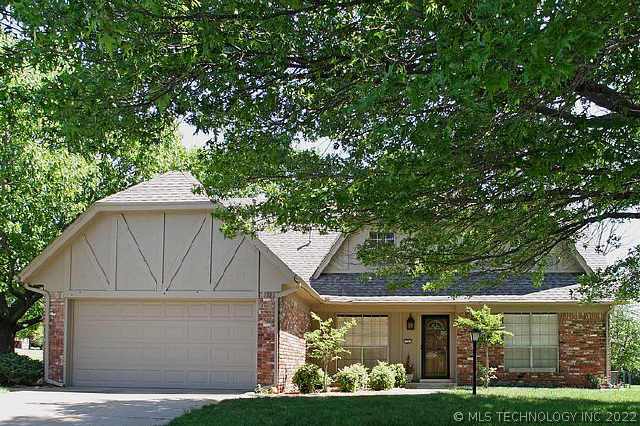 7101 S 75th East Avenue Property Photo 1