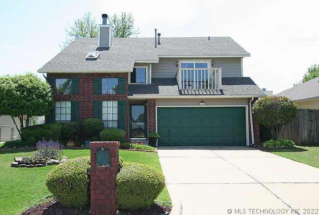 8932 E 87th Place Property Photo 1